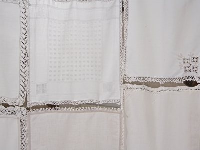 Gamle damelommetørklæder fra trekantrum.